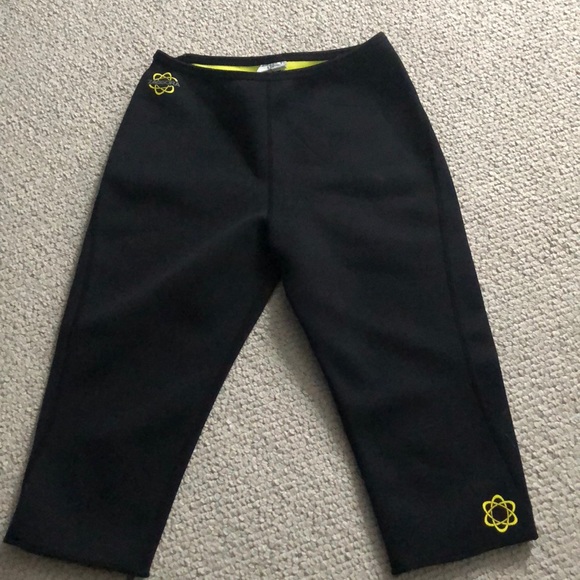 Zaggora Hot Pants - Picture 1 of 1